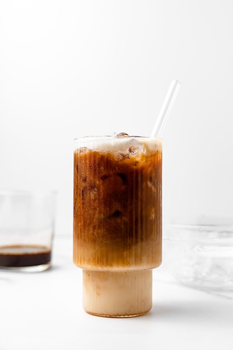 Almond Date Latte