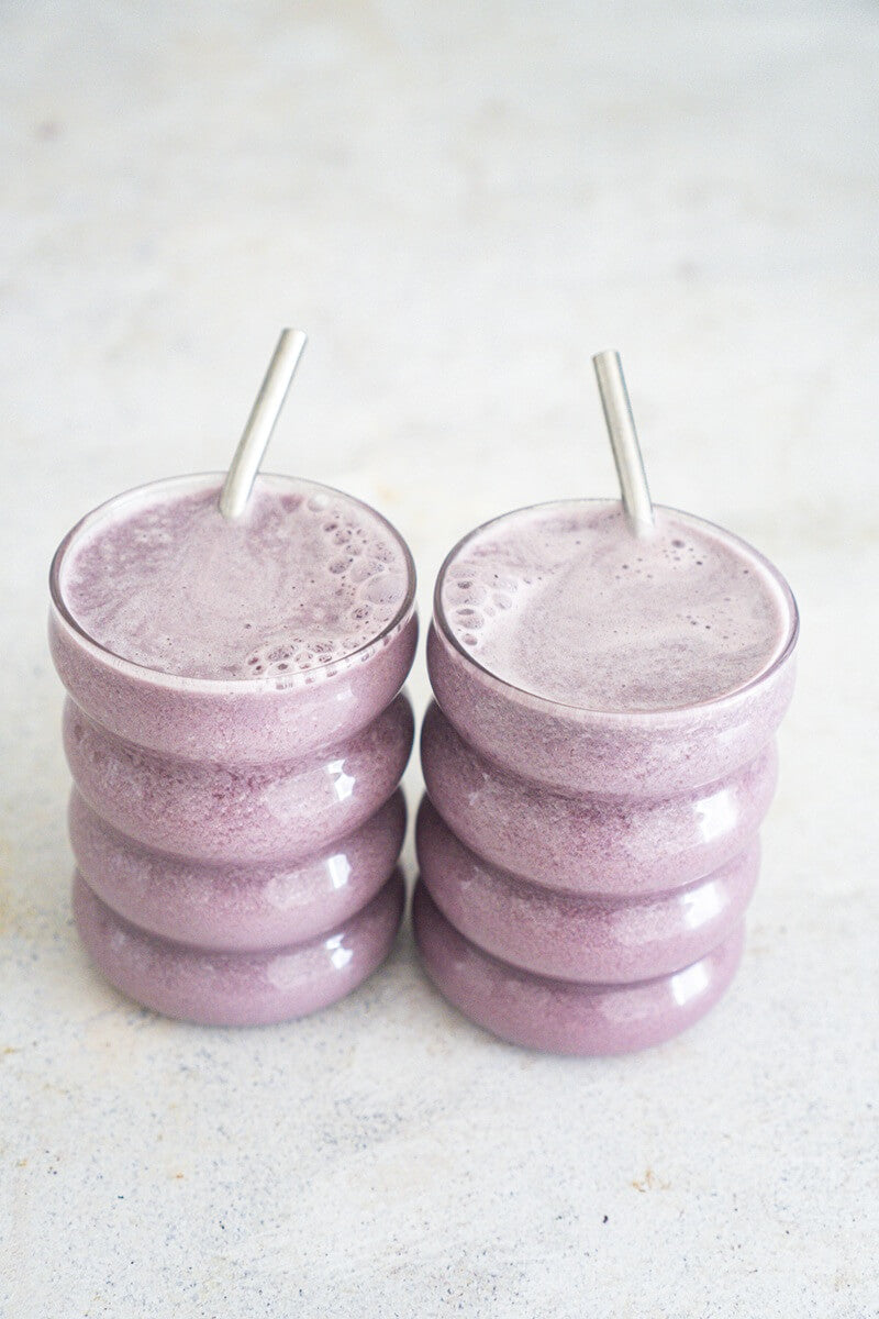 Brombeer-Mandelmilch